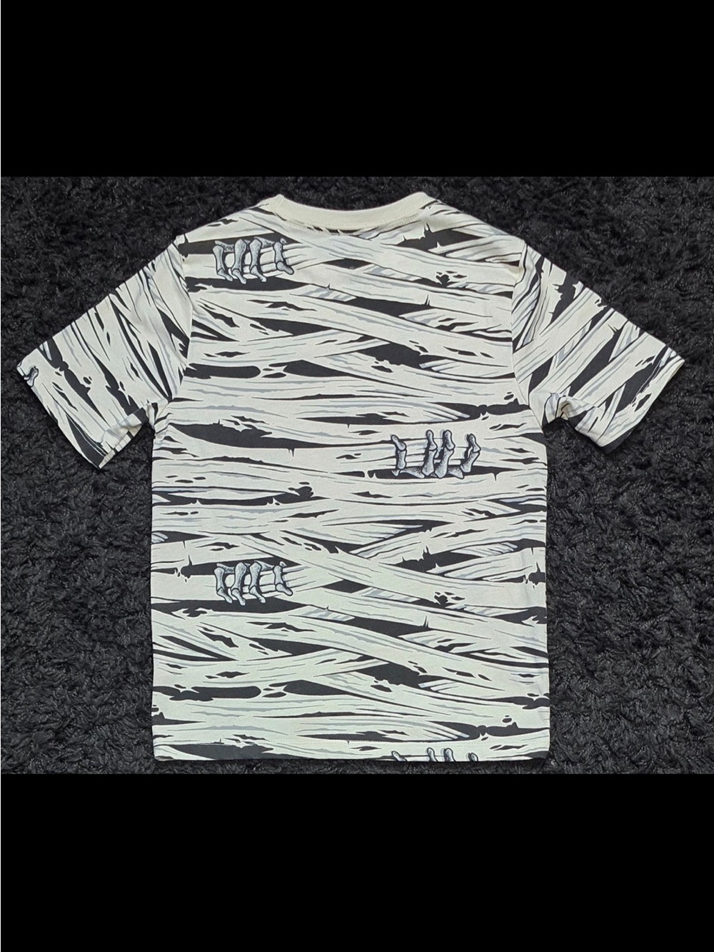 wonder nation Mummy Wrap Graphic Tee - White & Black